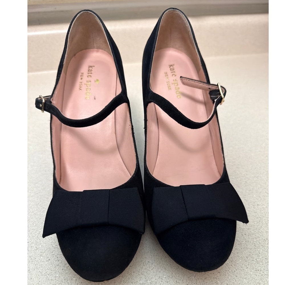 Kate Spade Black Heels‎ with Bow Accent